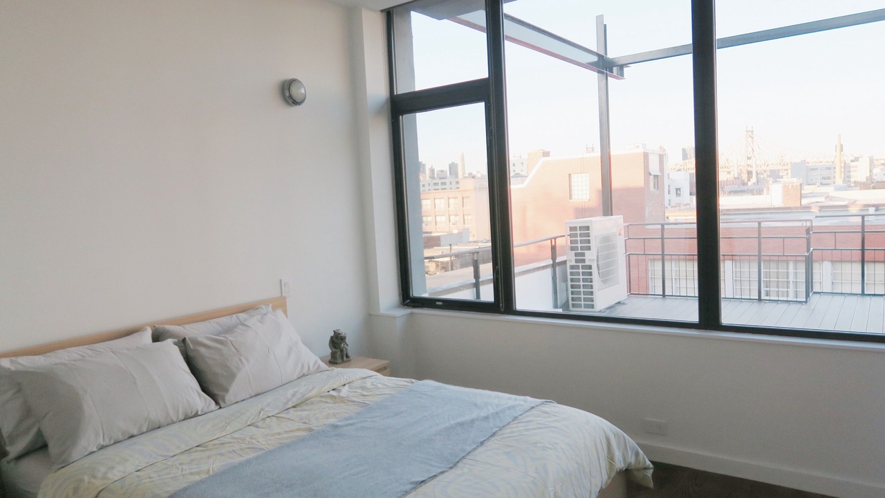Photo of Bedroom in Hunters Point