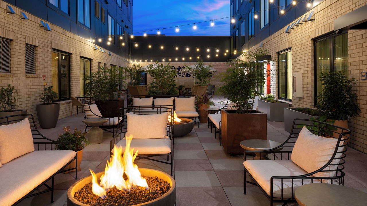 Photo of Outdoor in Belmont - Hillsboro