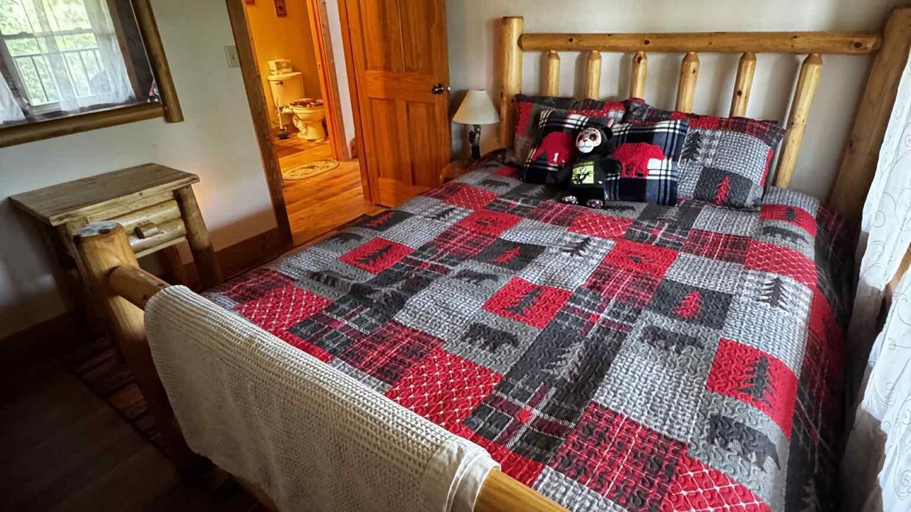 Photo of Bedroom in Crellin