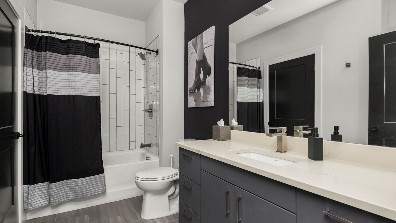 Photo of Bathroom in West End