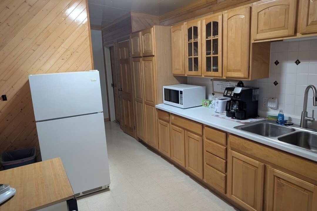 Photo of Kitchen in White Pine