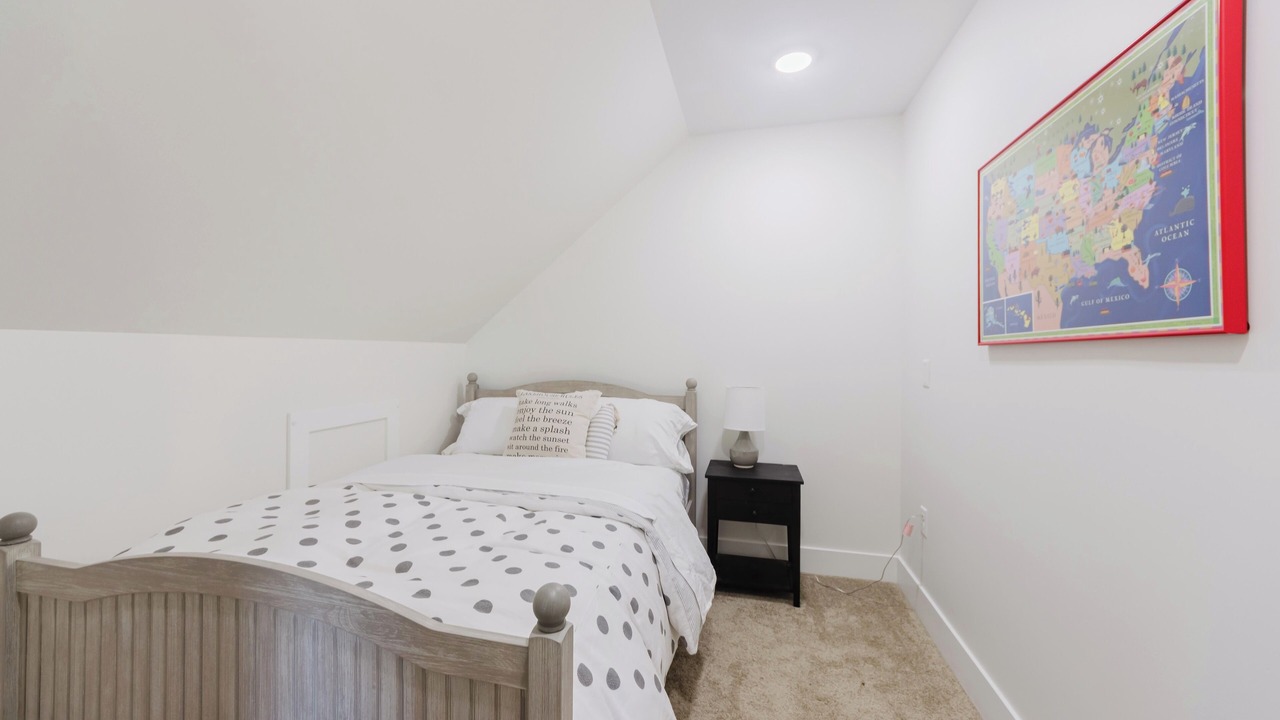 Photo of Bedroom in Miami Park