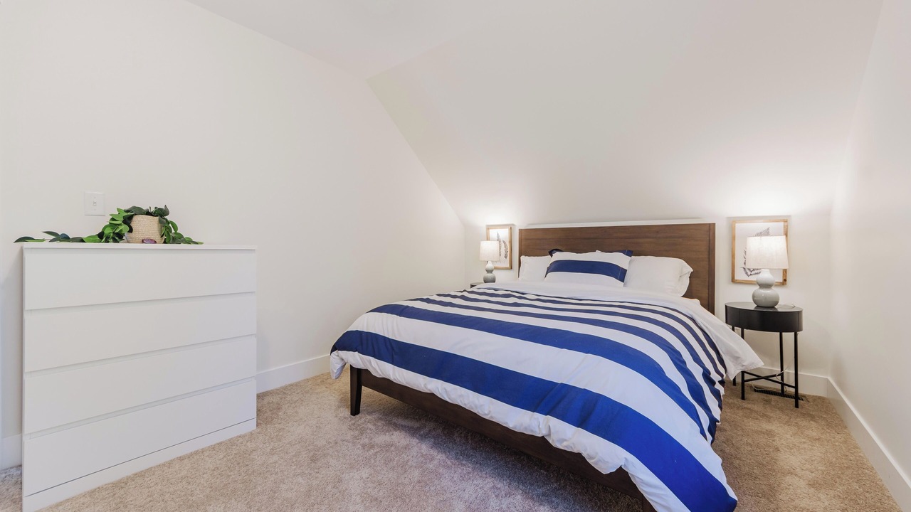 Photo of Bedroom in Miami Park