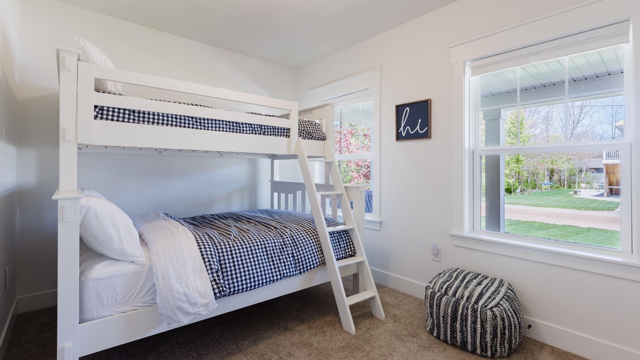 Photo of Bedroom in Miami Park