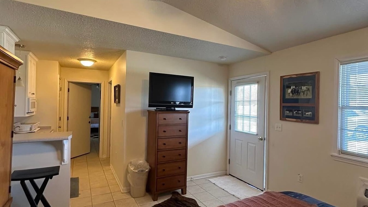 Photo of Bedroom in Eminence