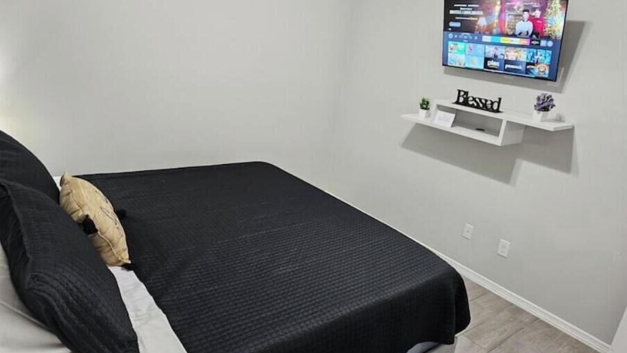 Photo of Bedroom in Pharr