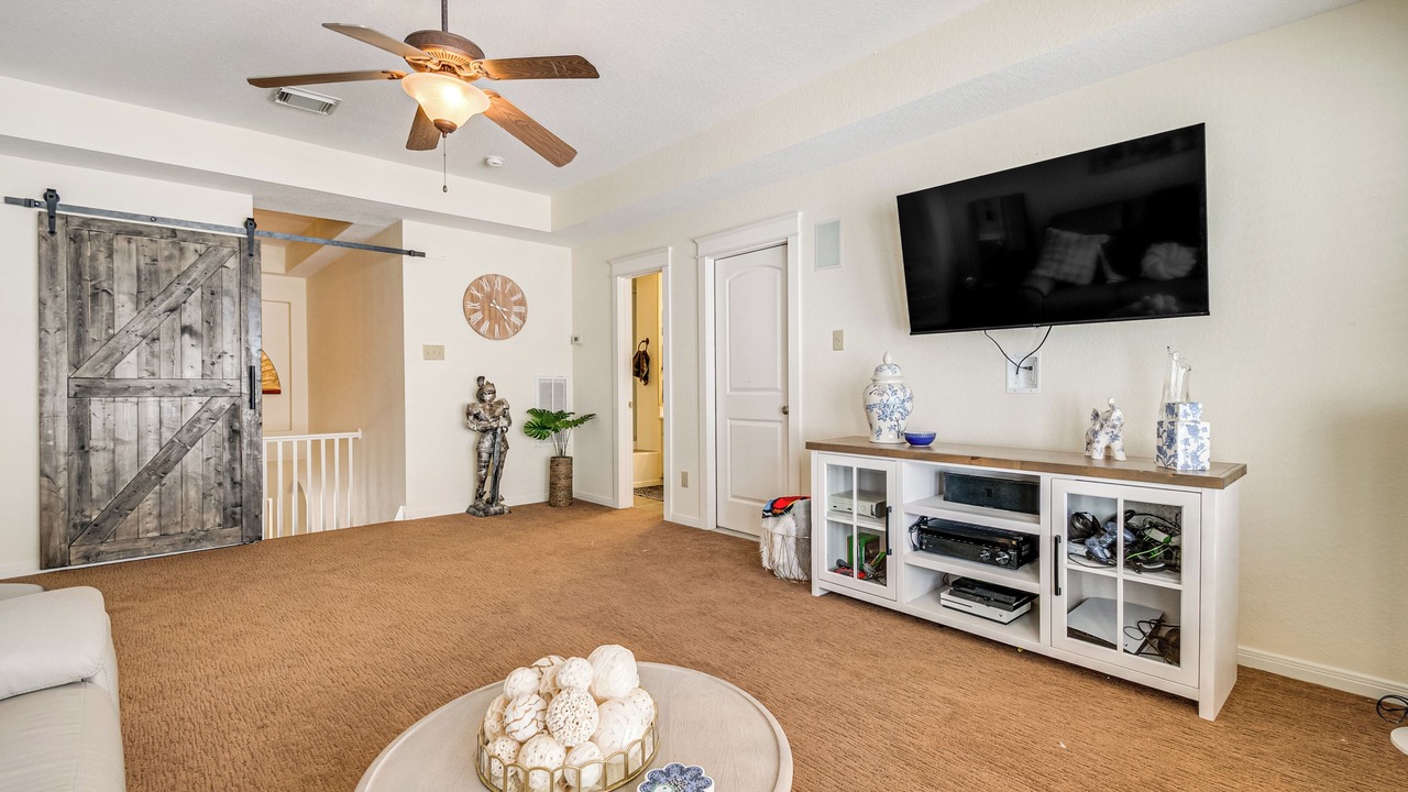 Photo of Livingroom in The Woodlands