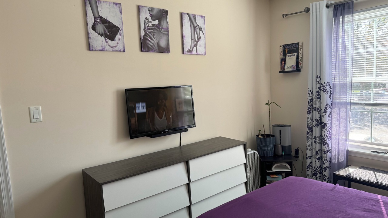 Photo of Bedroom in Savage-Guilford