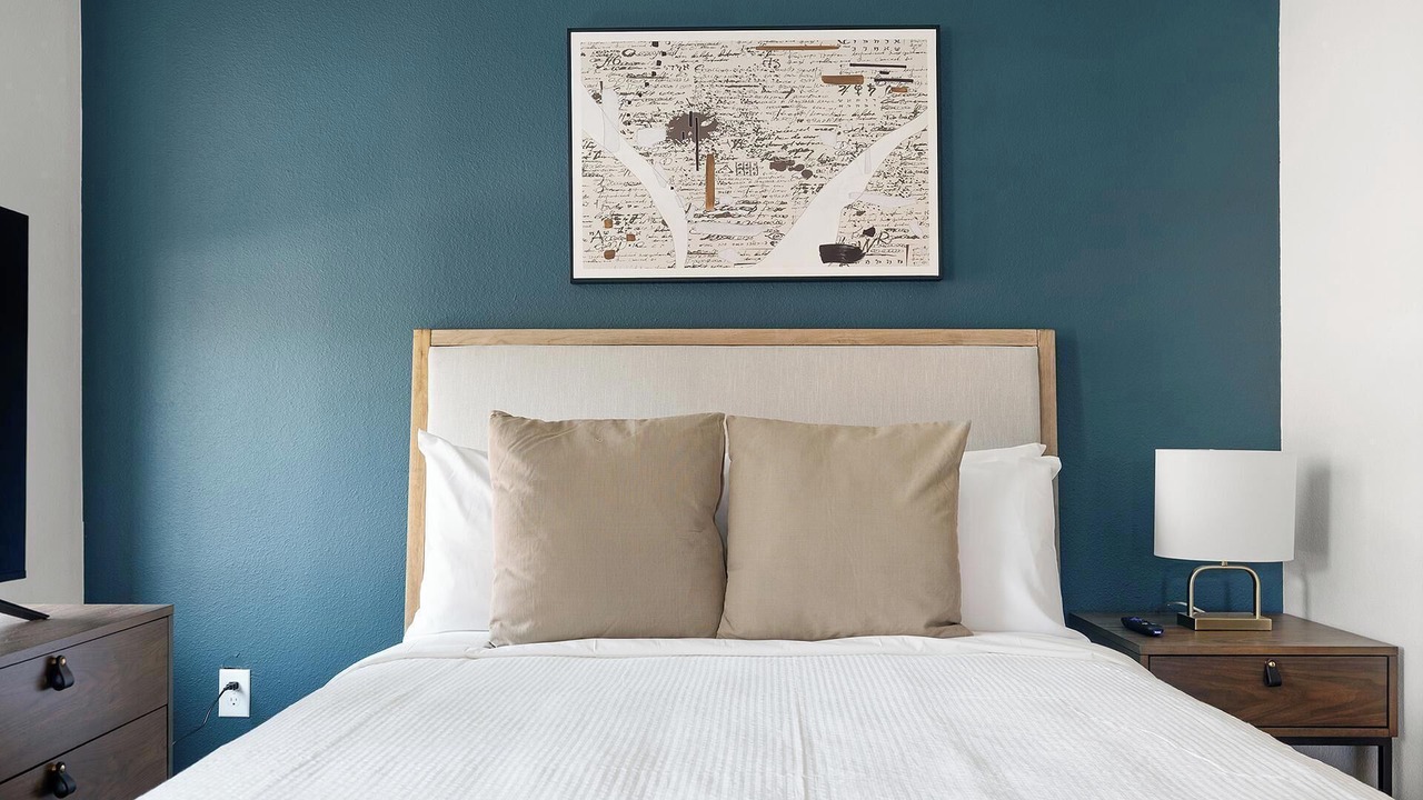 Photo of Bedroom in MLK