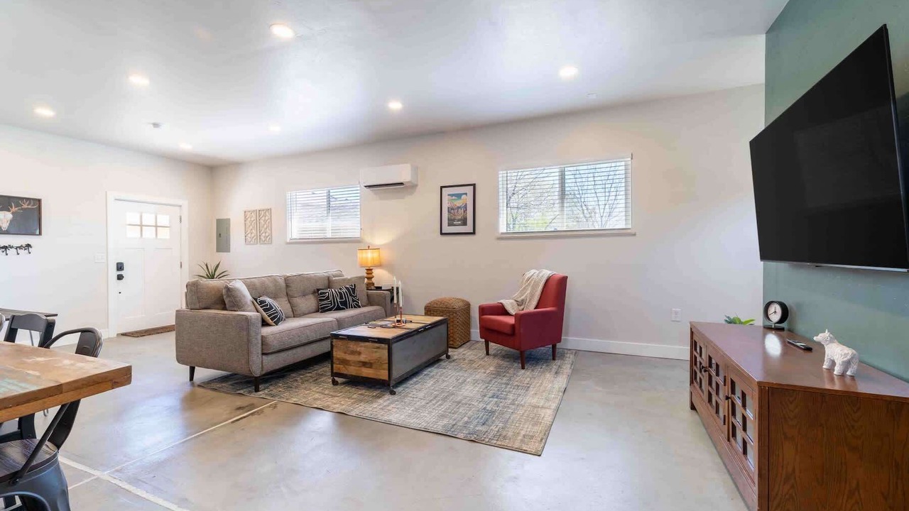 Photo of Livingroom in Morrison