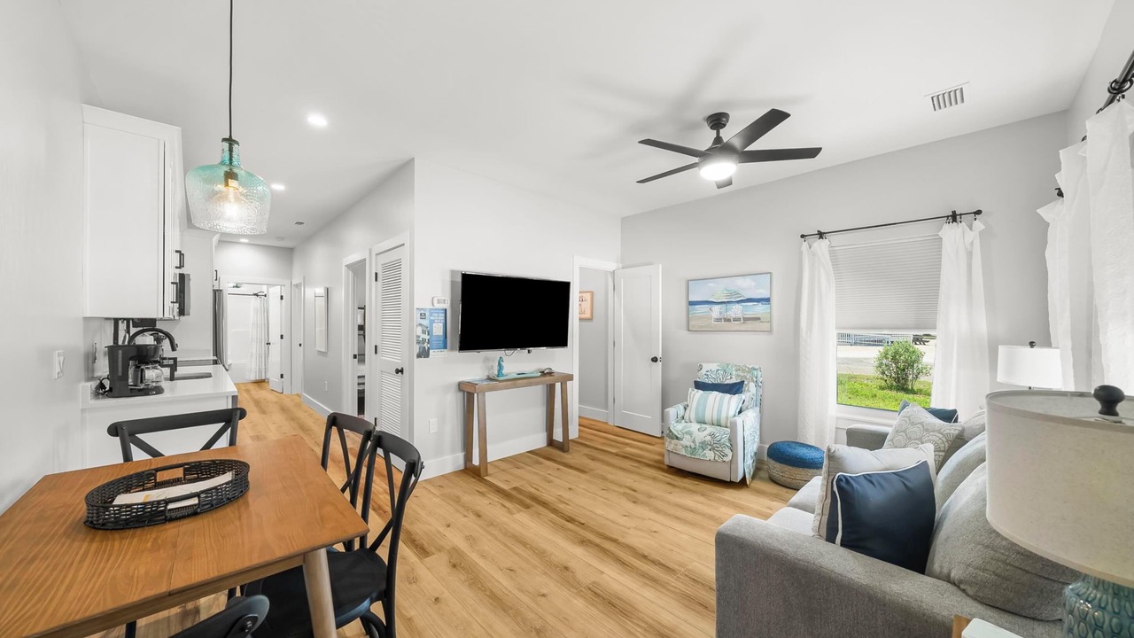 Photo of Livingroom in Port St. Joe