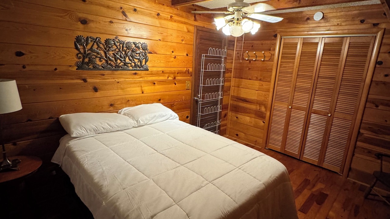 Photo of Bedroom in Smyrna