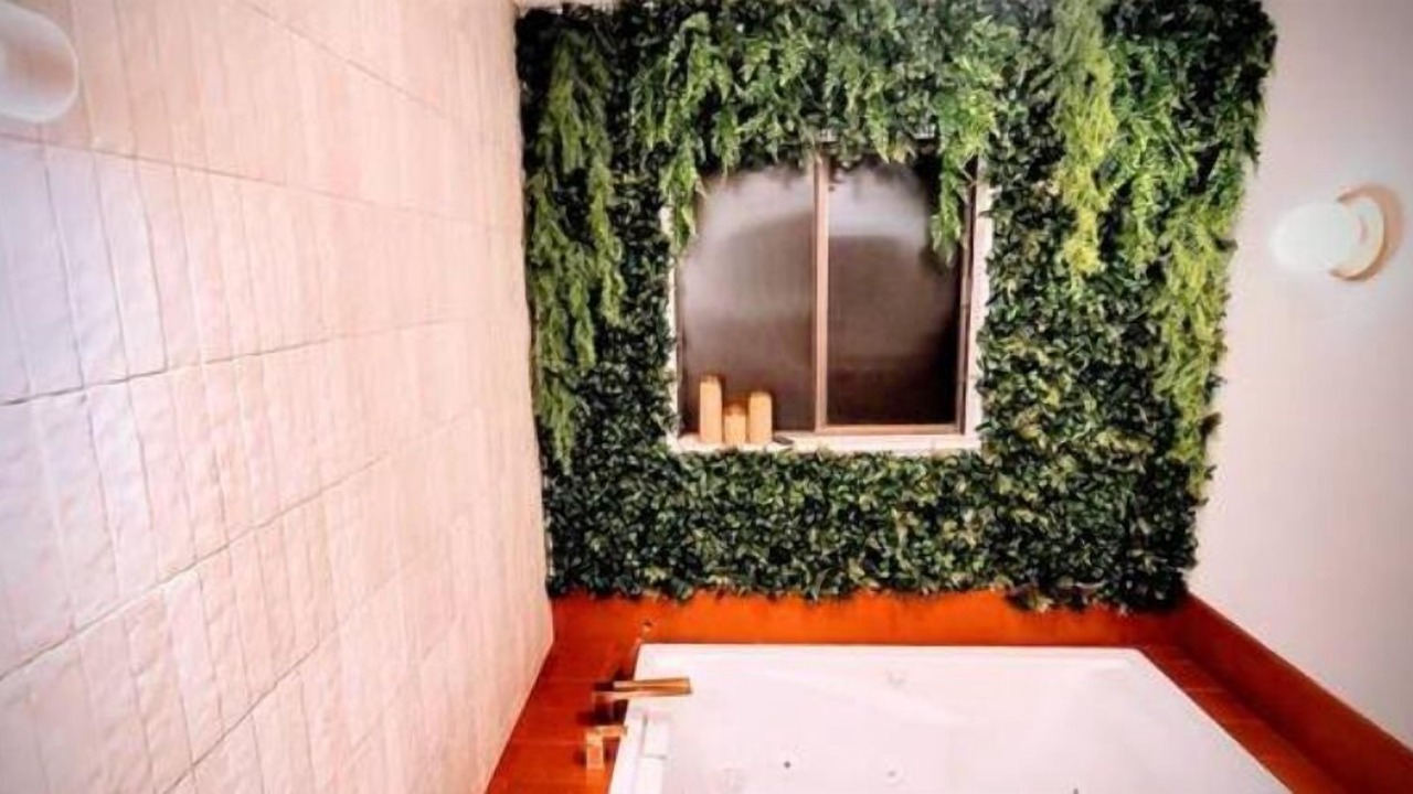 Photo of Bathroom in Long Beach