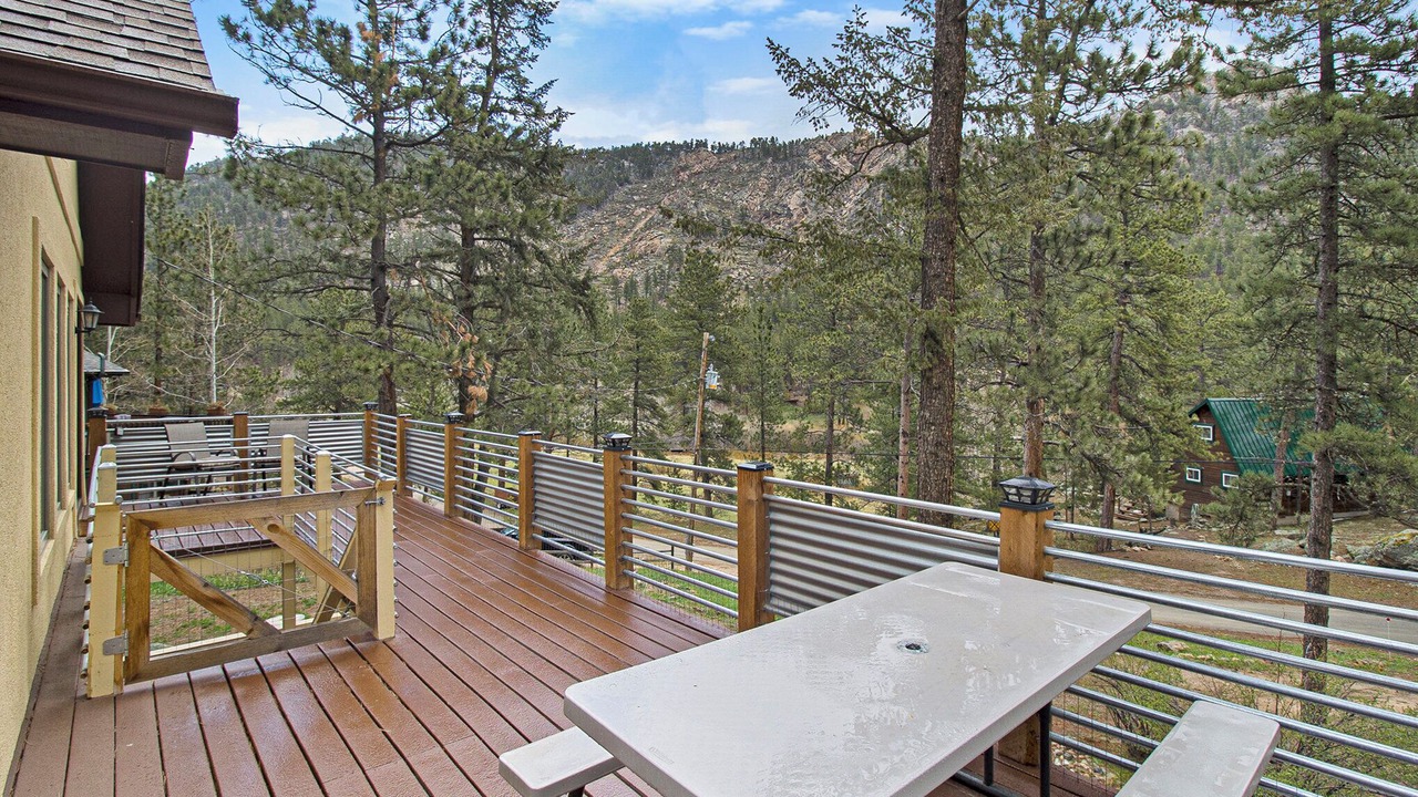 Photo of Outdoor in Lyons
