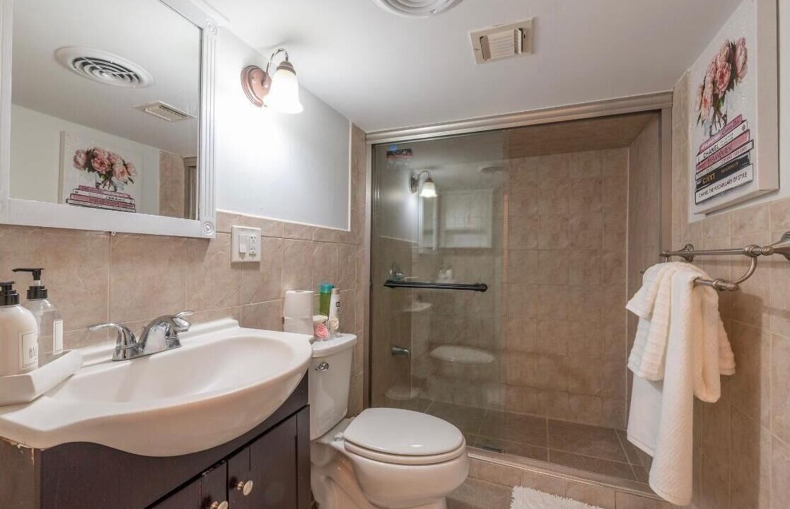 Photo of Bathroom in North Bergen
