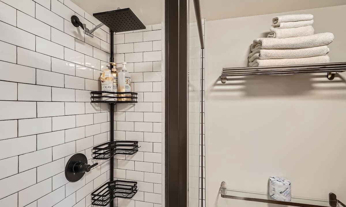 Photo of Bathroom in Five Points