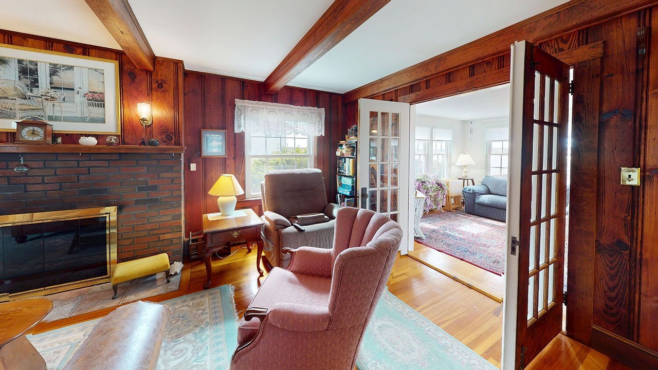 Photo of Livingroom in North Kingstown
