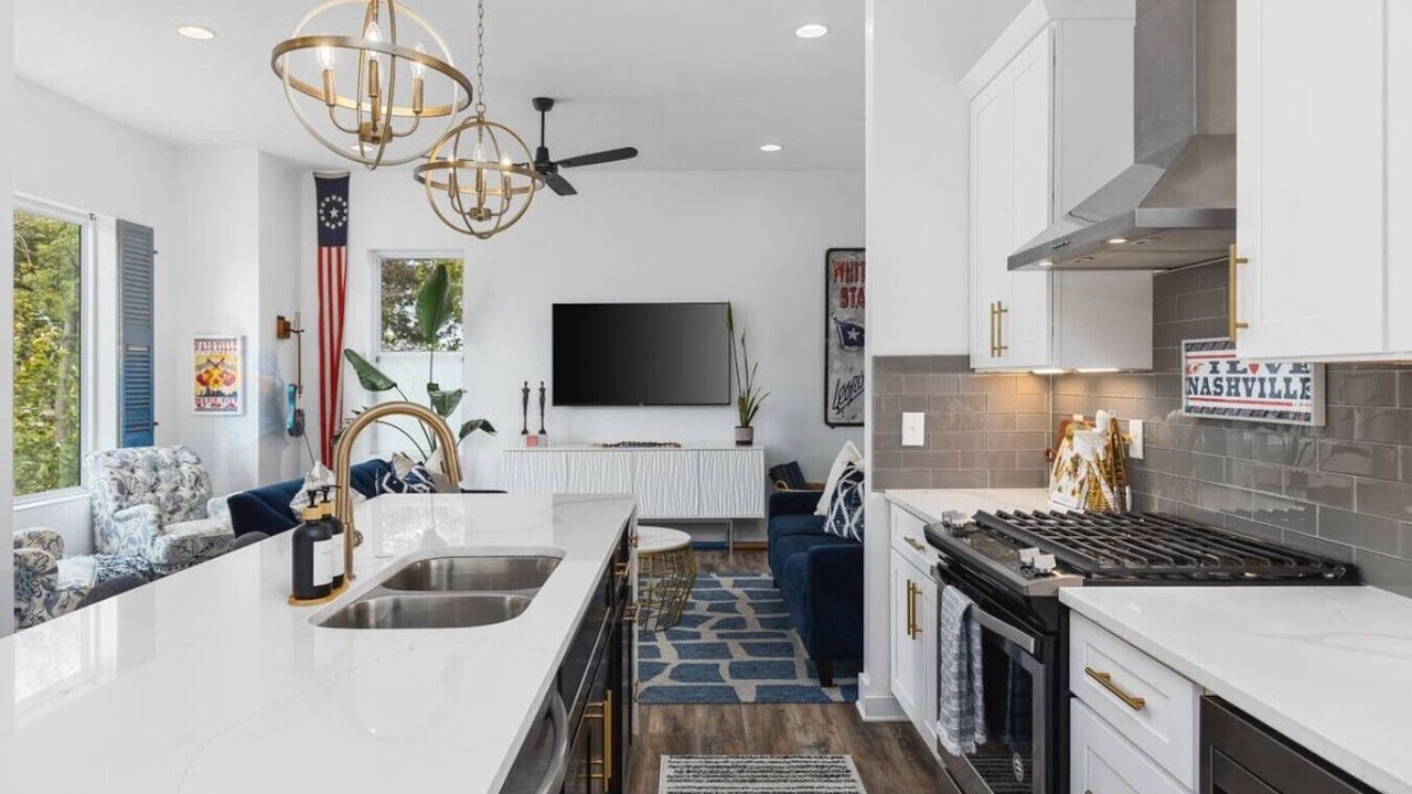 Photo of Kitchen in Hurwood Heights