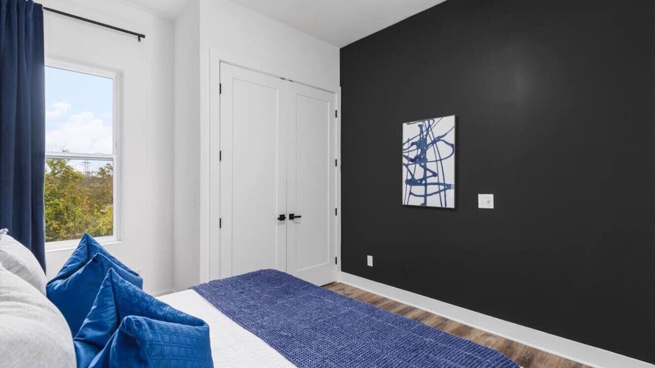 Photo of Bedroom in Hurwood Heights