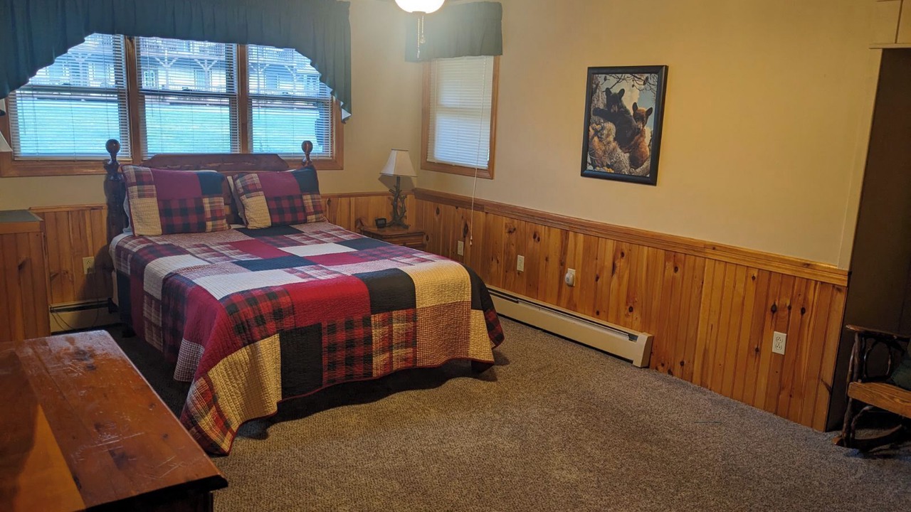 Photo of Bedroom in Gaines