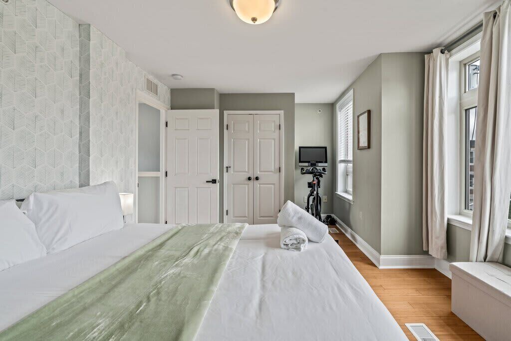 Photo of Bedroom in Point Breeze