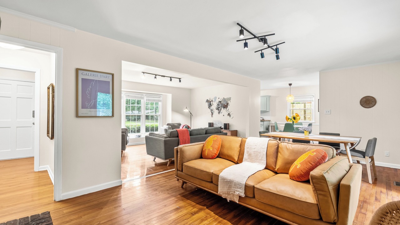Photo of Livingroom in Carrboro