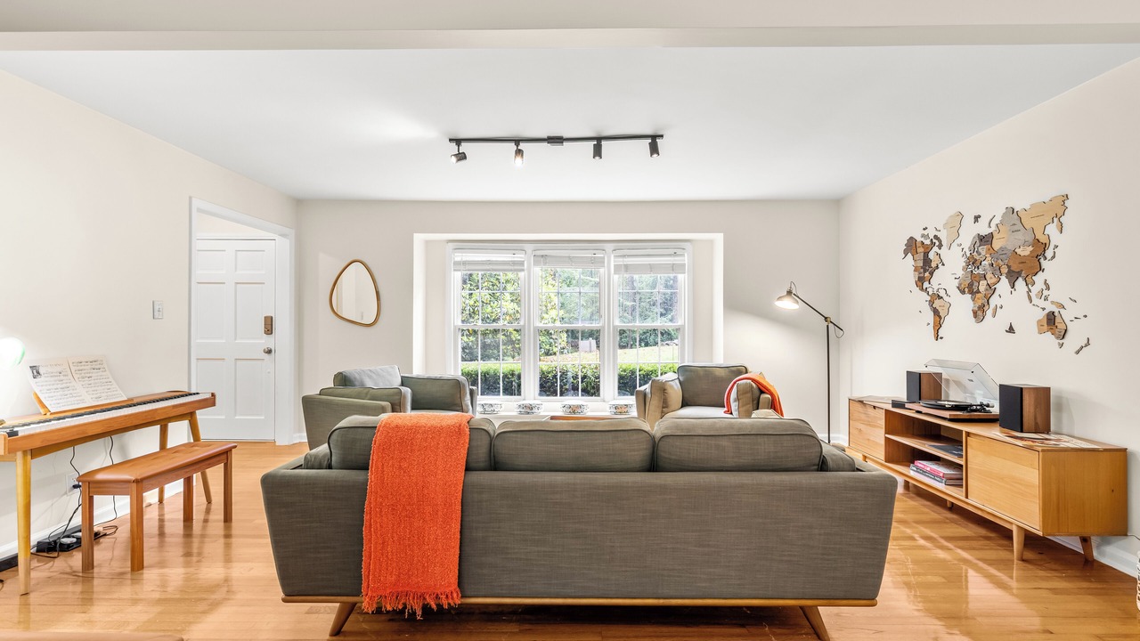 Photo of Livingroom in Carrboro