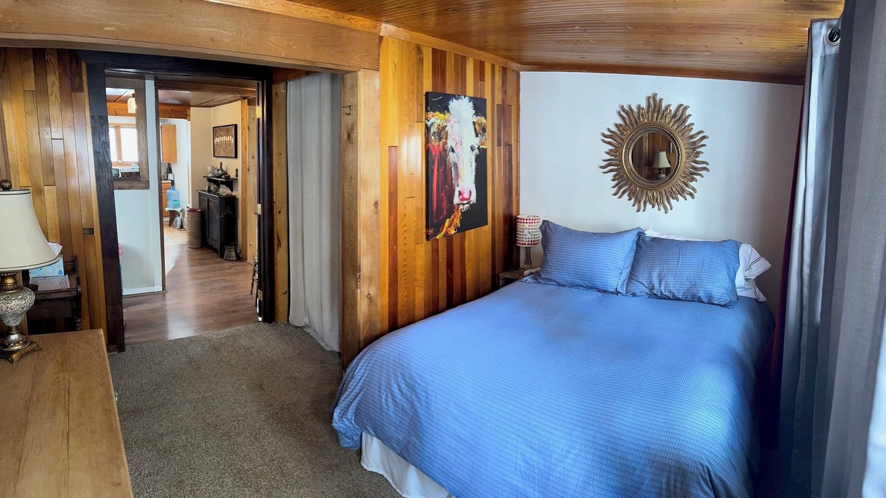 Photo of Bedroom in Evergreen