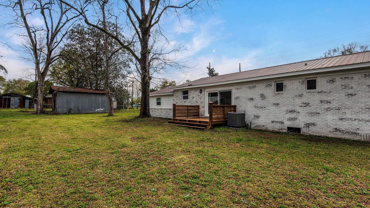 Photo of Outdoor in De Funiak Springs