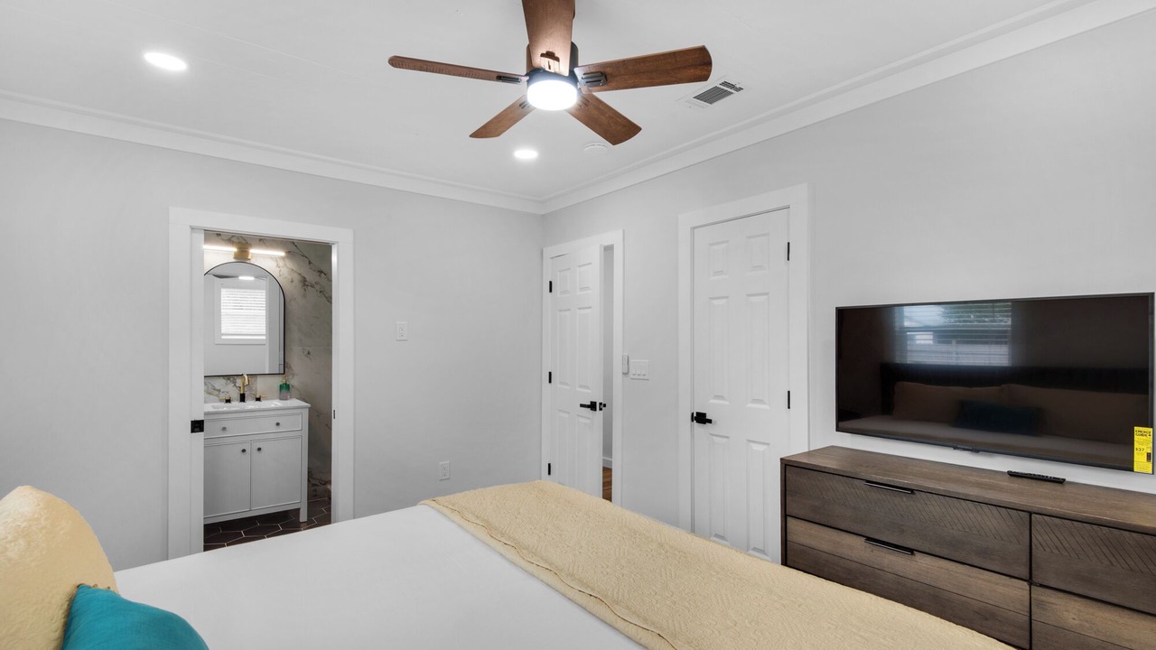 Photo of Bedroom in De Funiak Springs