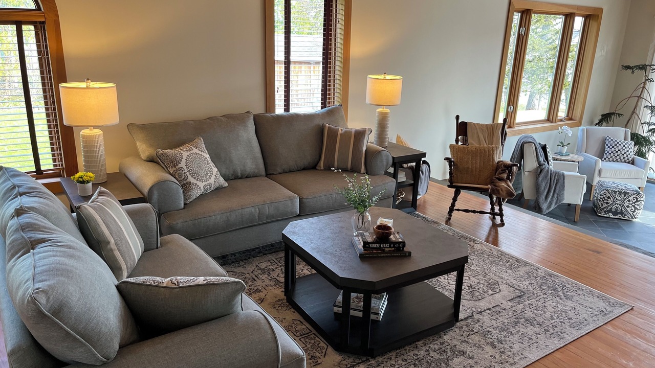 Photo of Livingroom in Baldwinsville