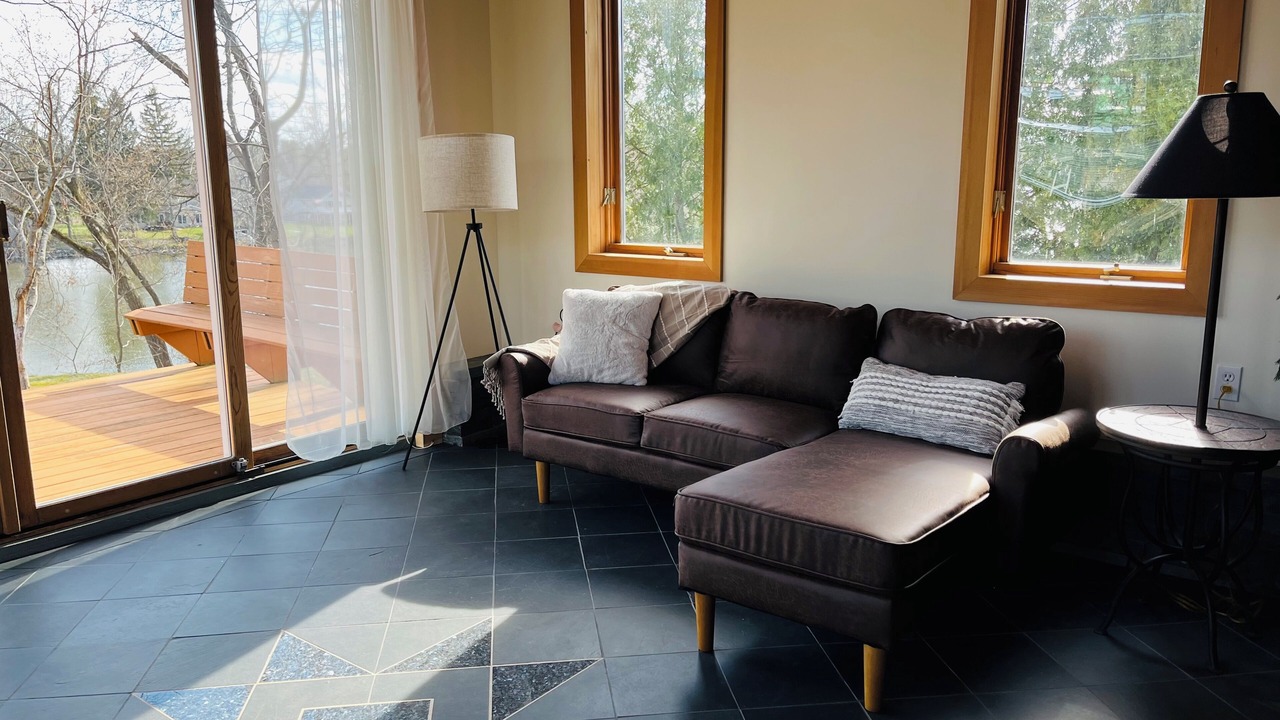 Photo of Livingroom in Baldwinsville