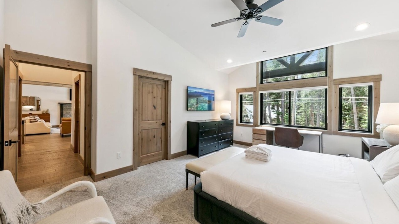 Photo of Bedroom in North Upper Truckee