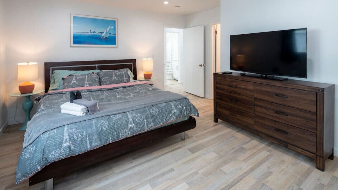Photo of Bedroom in Marina Peninsula