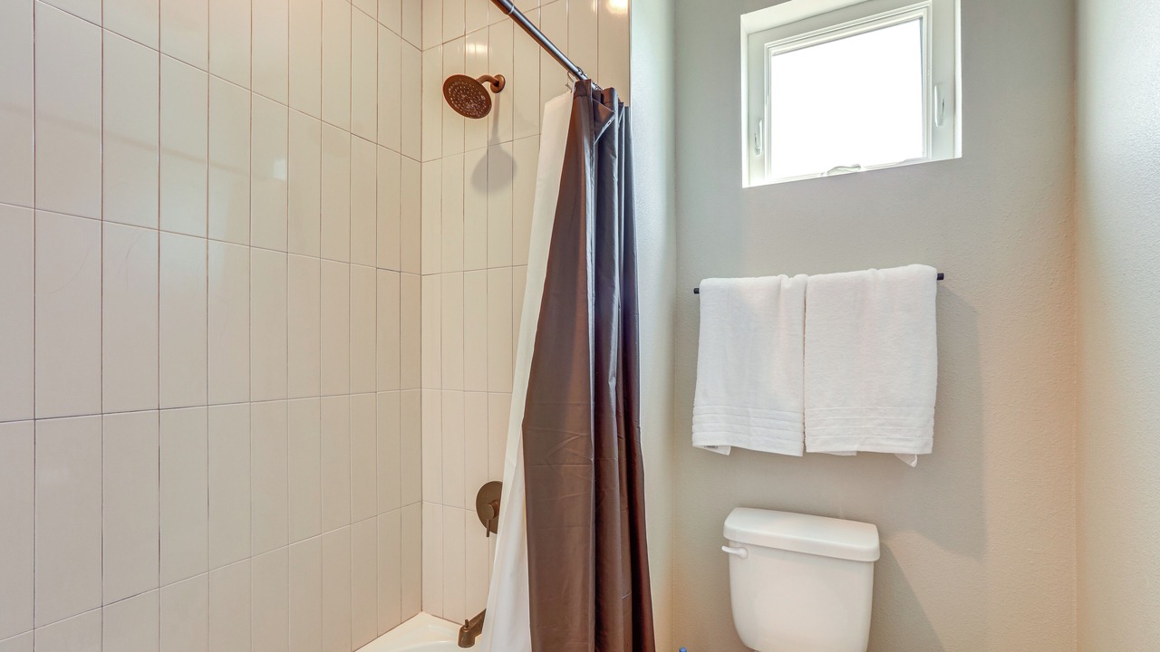 Photo of Bathroom in Sunnyside