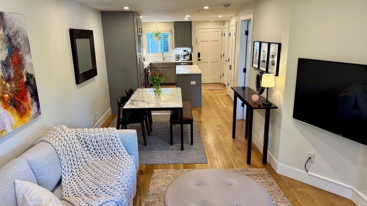 Photo of Livingroom in Whittier