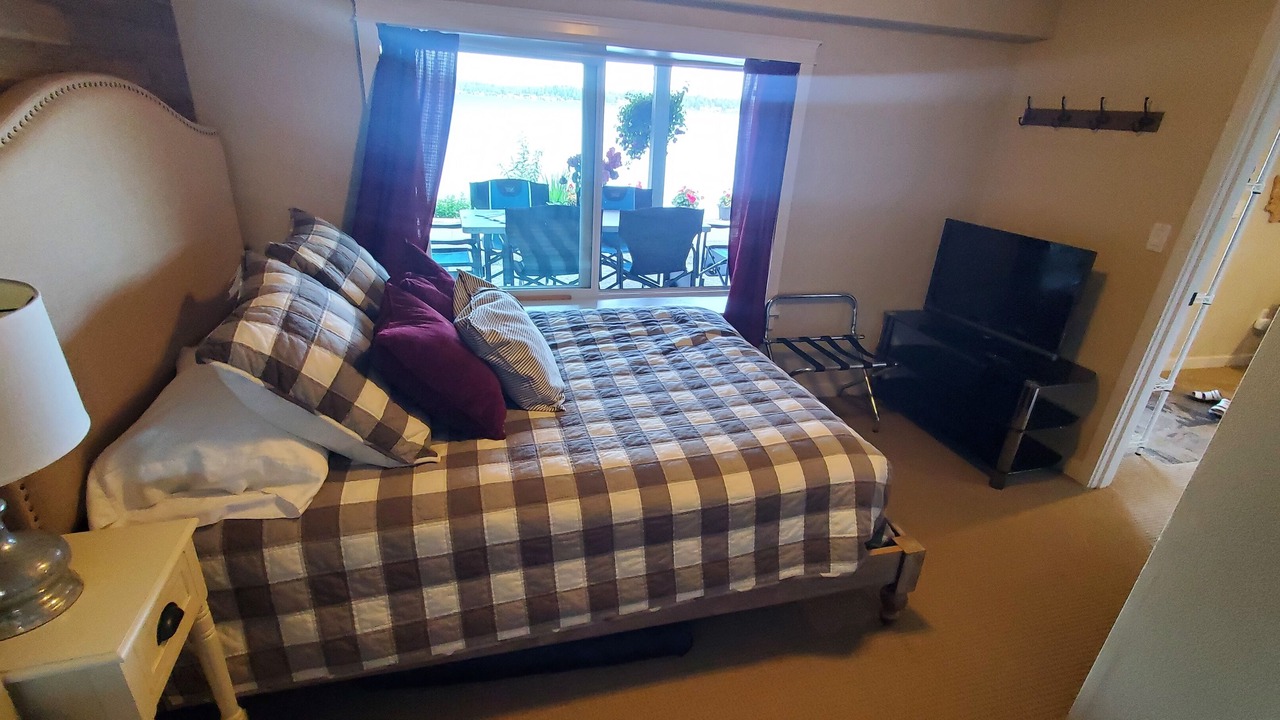Photo of Bedroom in Lake Stevens