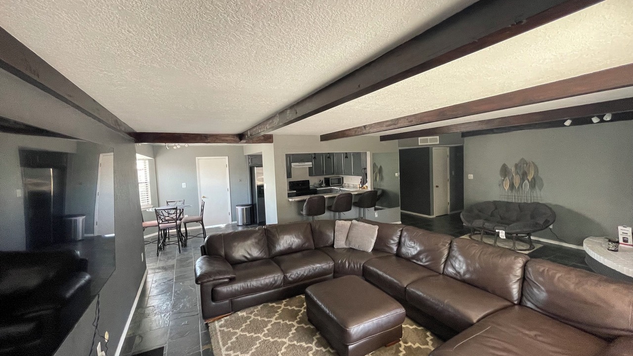 Photo of Livingroom in Paradise Hills Civic