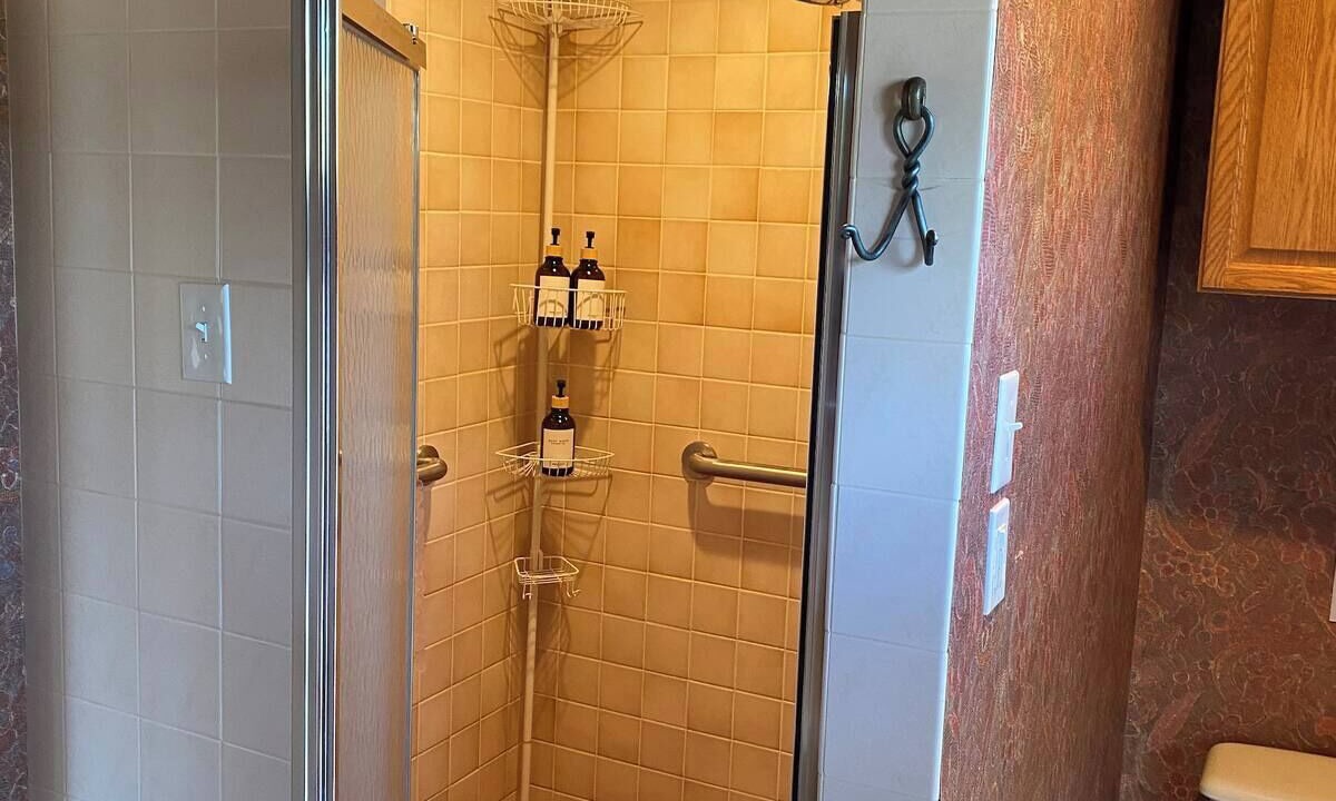 Photo of Bathroom in Seymour