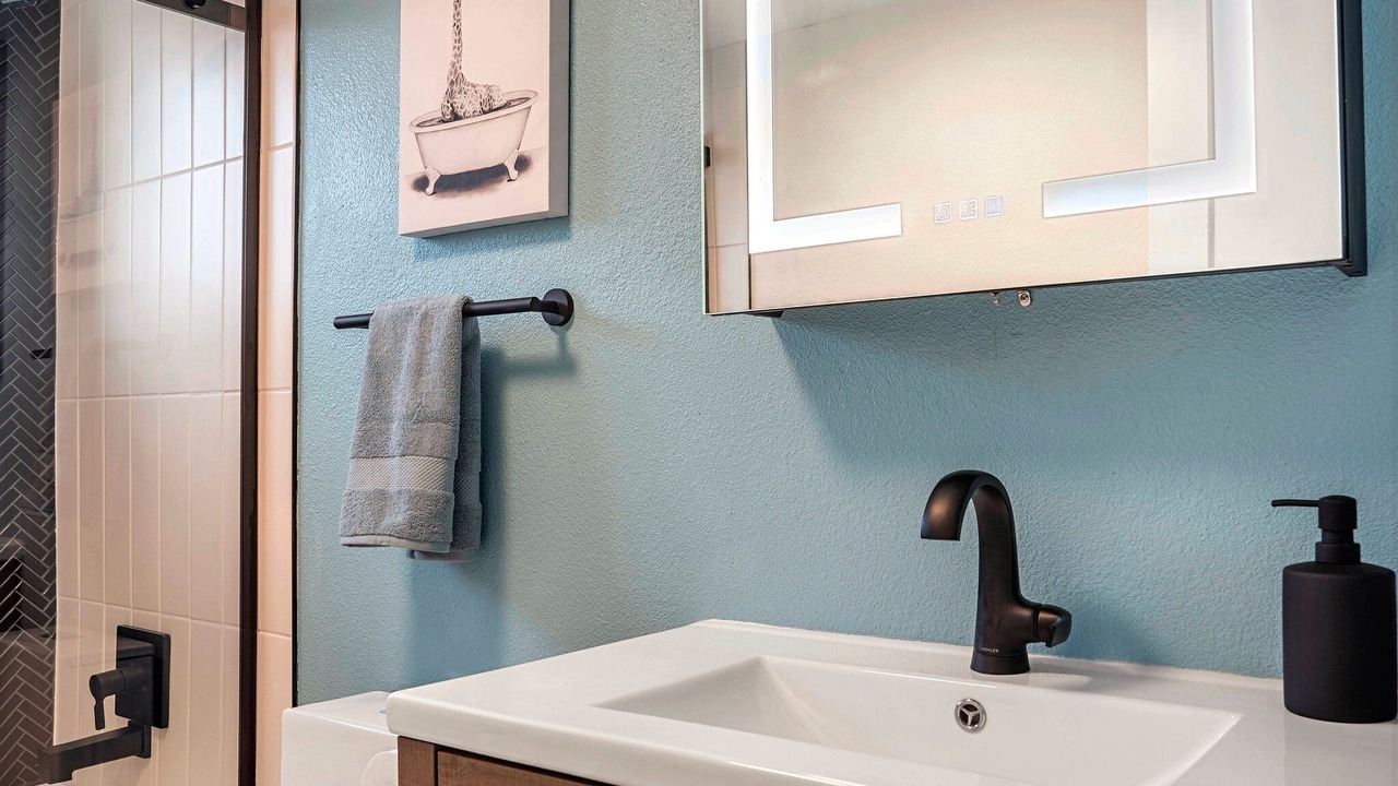 Photo of Bathroom in Englewood