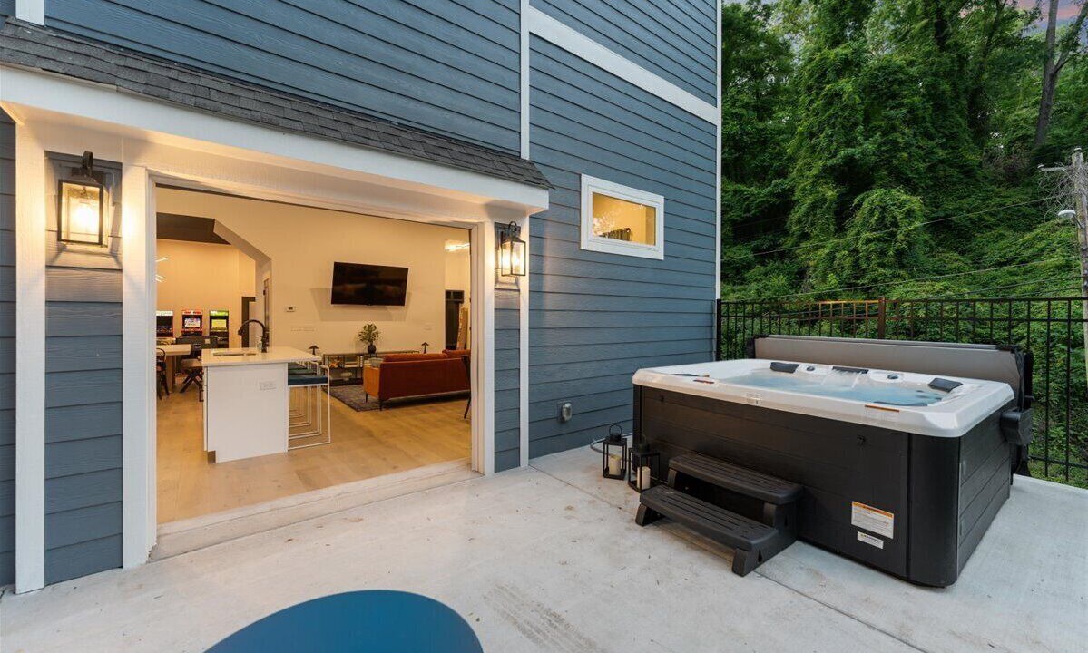 Photo of Patio Balcony in Red Bank