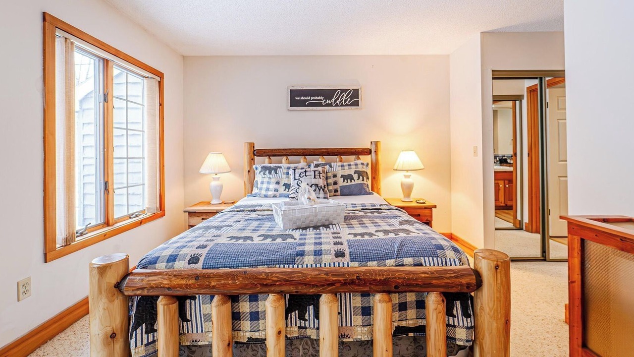 Photo of Bedroom in White Haven