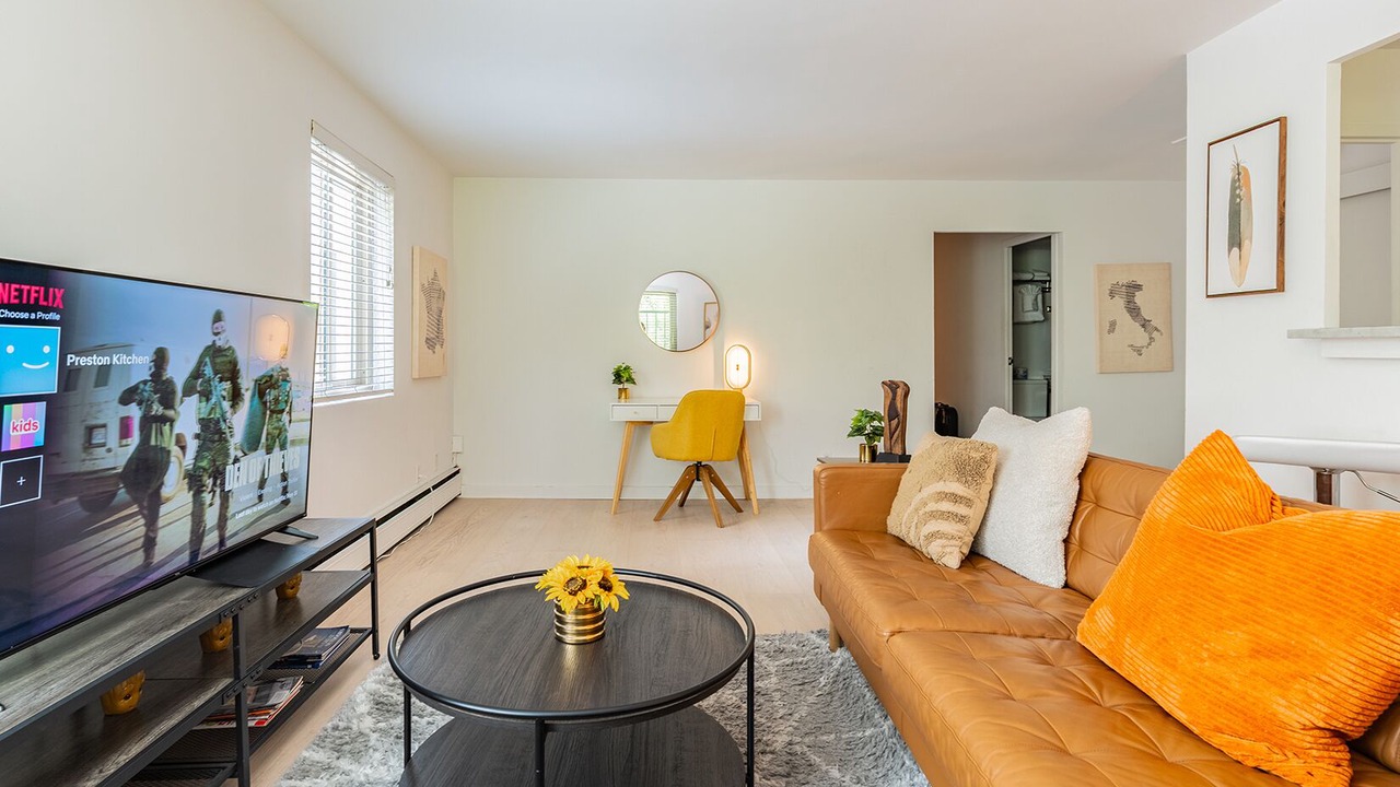 Photo of Livingroom in Broadway