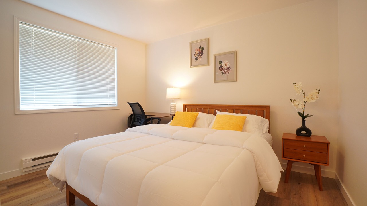 Photo of Bedroom in Everett