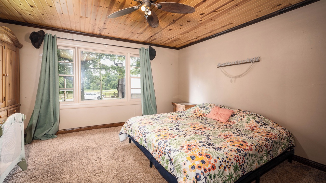 Photo of Bedroom in Anna