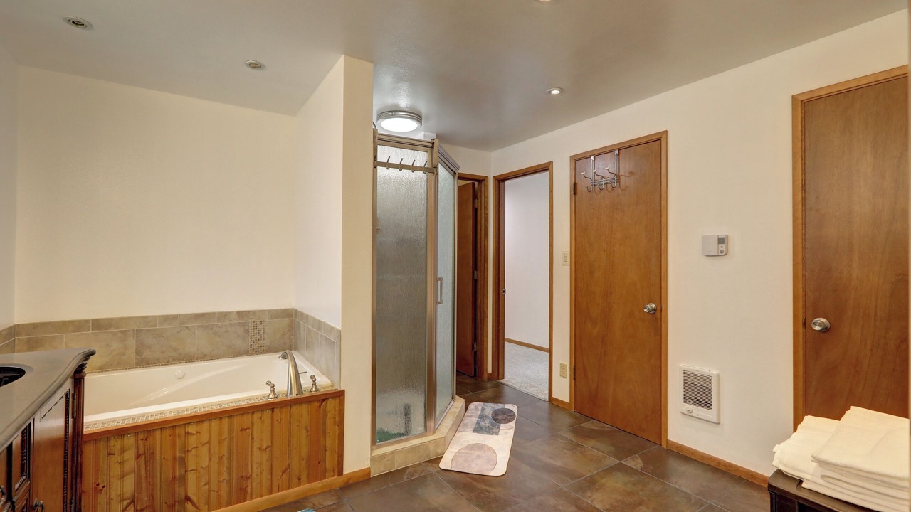 Photo of Bathroom in Kenmore