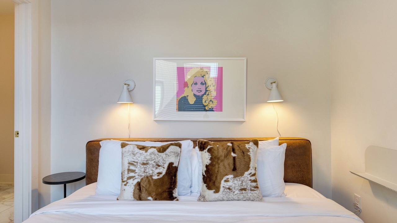 Photo of Bedroom in Five Points