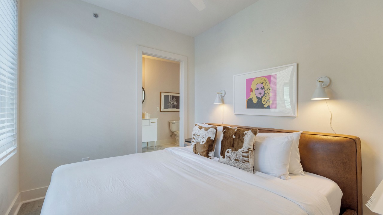 Photo of Bedroom in Five Points