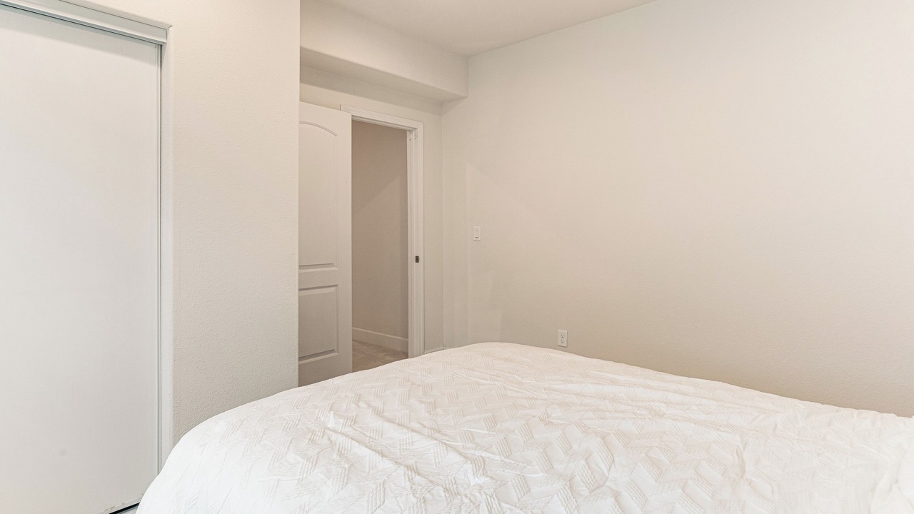 Photo of Bedroom in Aurora