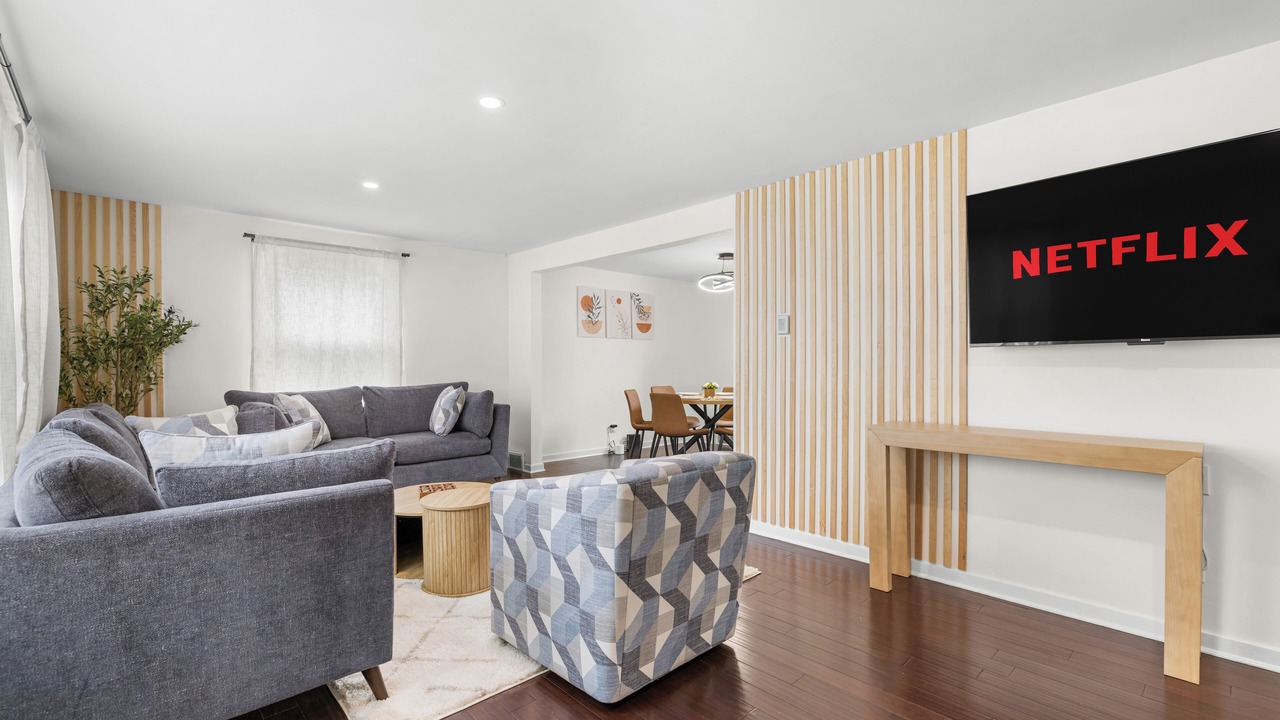 Photo of Livingroom in Kenmore